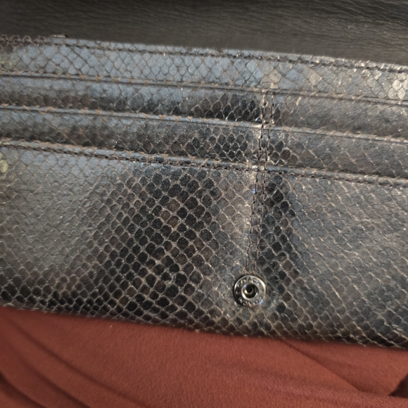 Coach Textured Black Leather Wallet - Picture 4 of 6